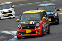 #83 BSホンダデザイン N-ONE