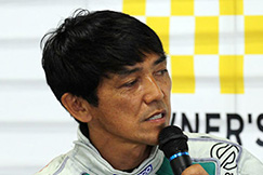 山野 哲也ドライビングコーチ