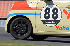#88 ヤハタRACING N-ONE